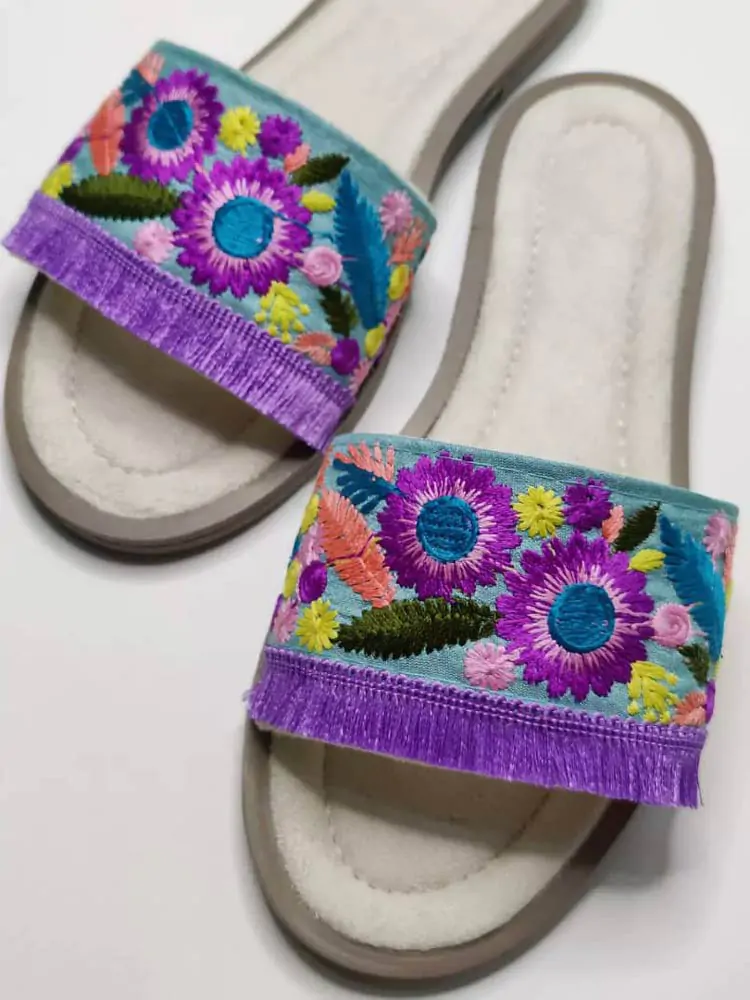 woman slippers violet 1